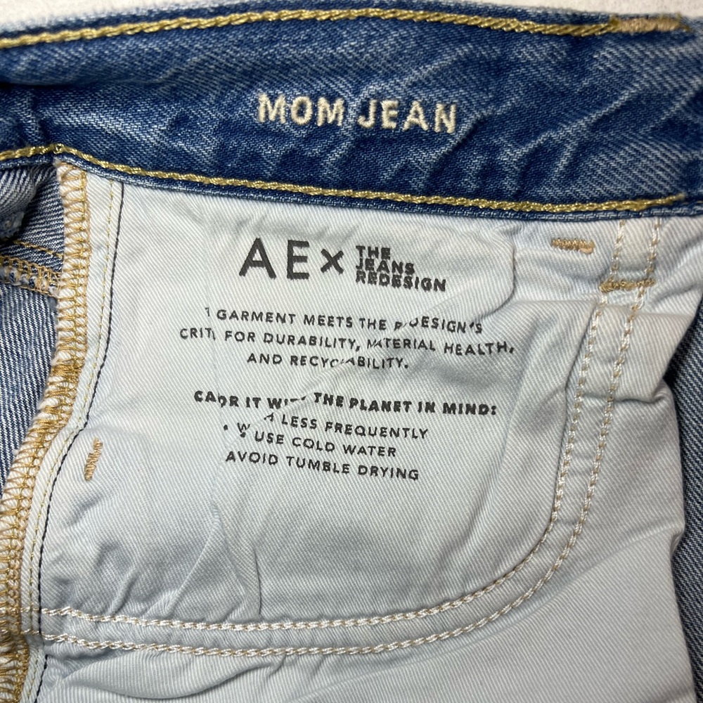 American Eagle Mom Jeans - Picture 7 of 10
